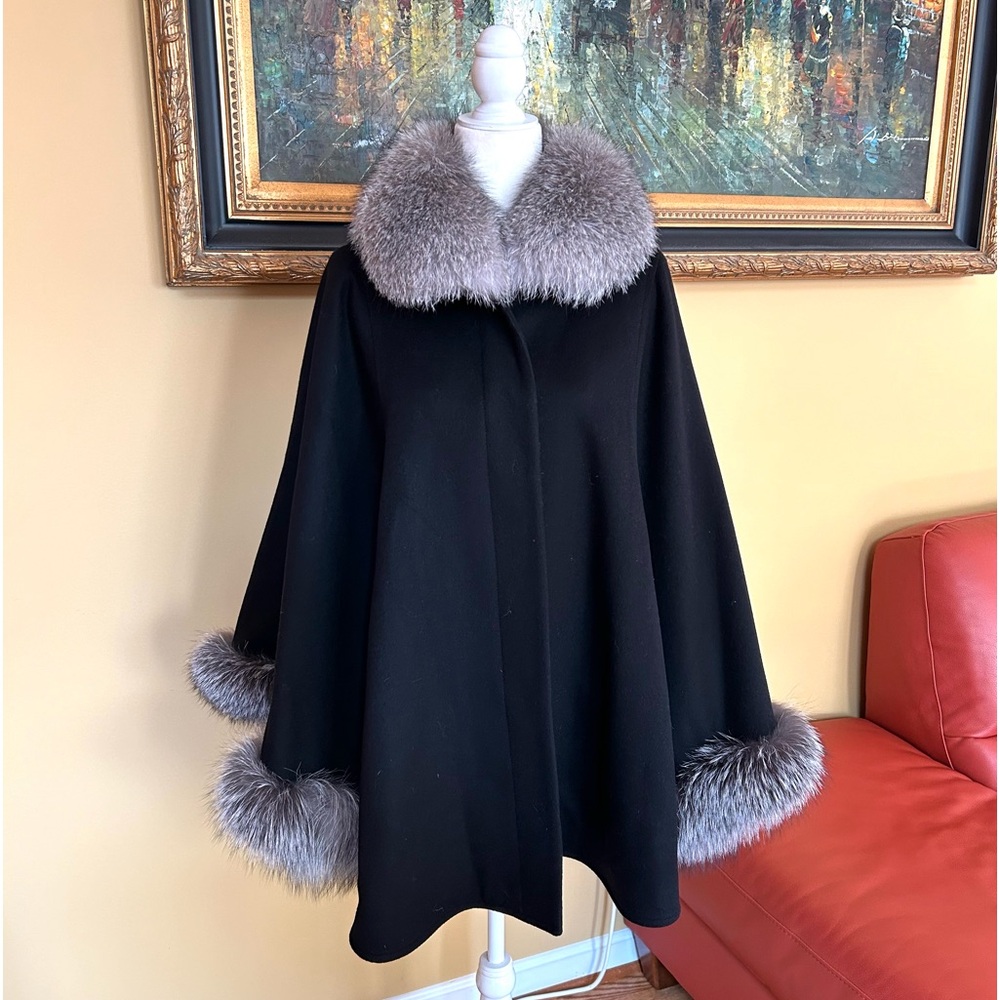 Sofia Cashmere REAL Fox Fur Trim Wool/Cashmere Blend Ponchos Cape Cardigan Coat